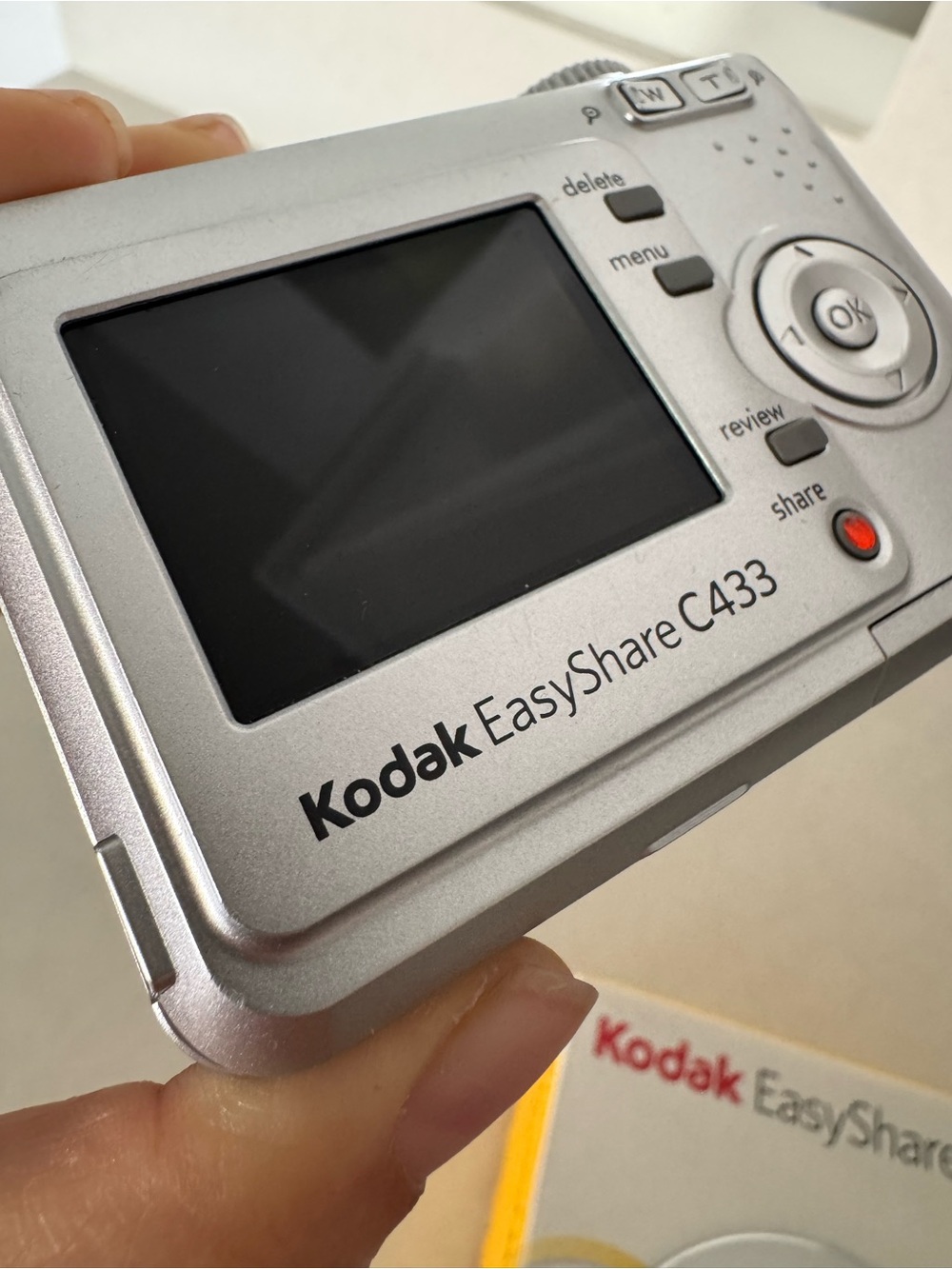 Kodak EasyShare C4333 4.0MP Silver Digital Camera 3X Optical Zoom-Tested WORKING - Picture 4 of 16